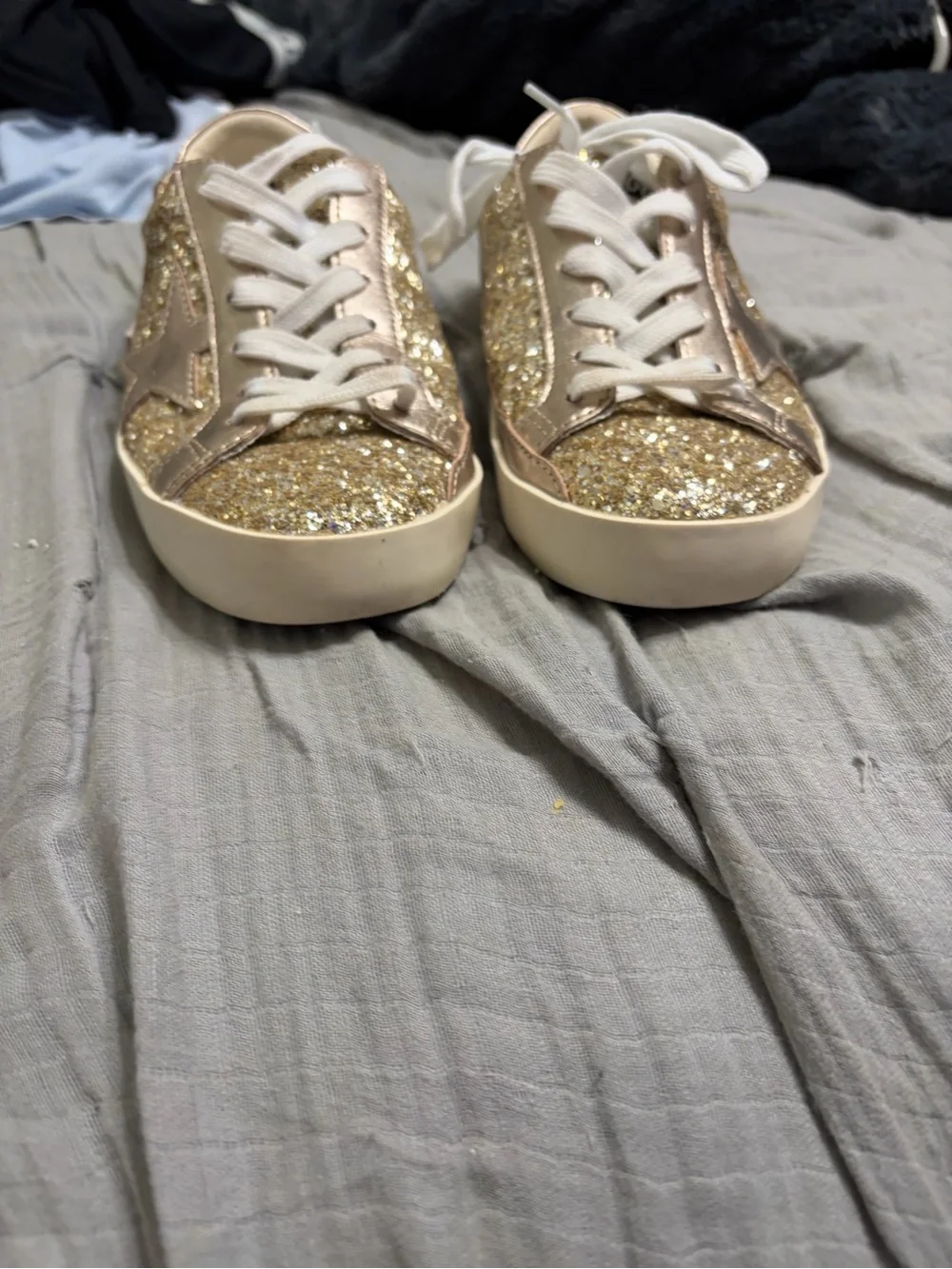 Golden Goose Super Star Gold Glitter Low-Top Sneaker size 8.5